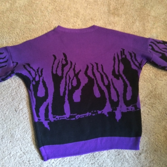 Lilibiachi Flame Knitted Sweater - Picture 5 of 5